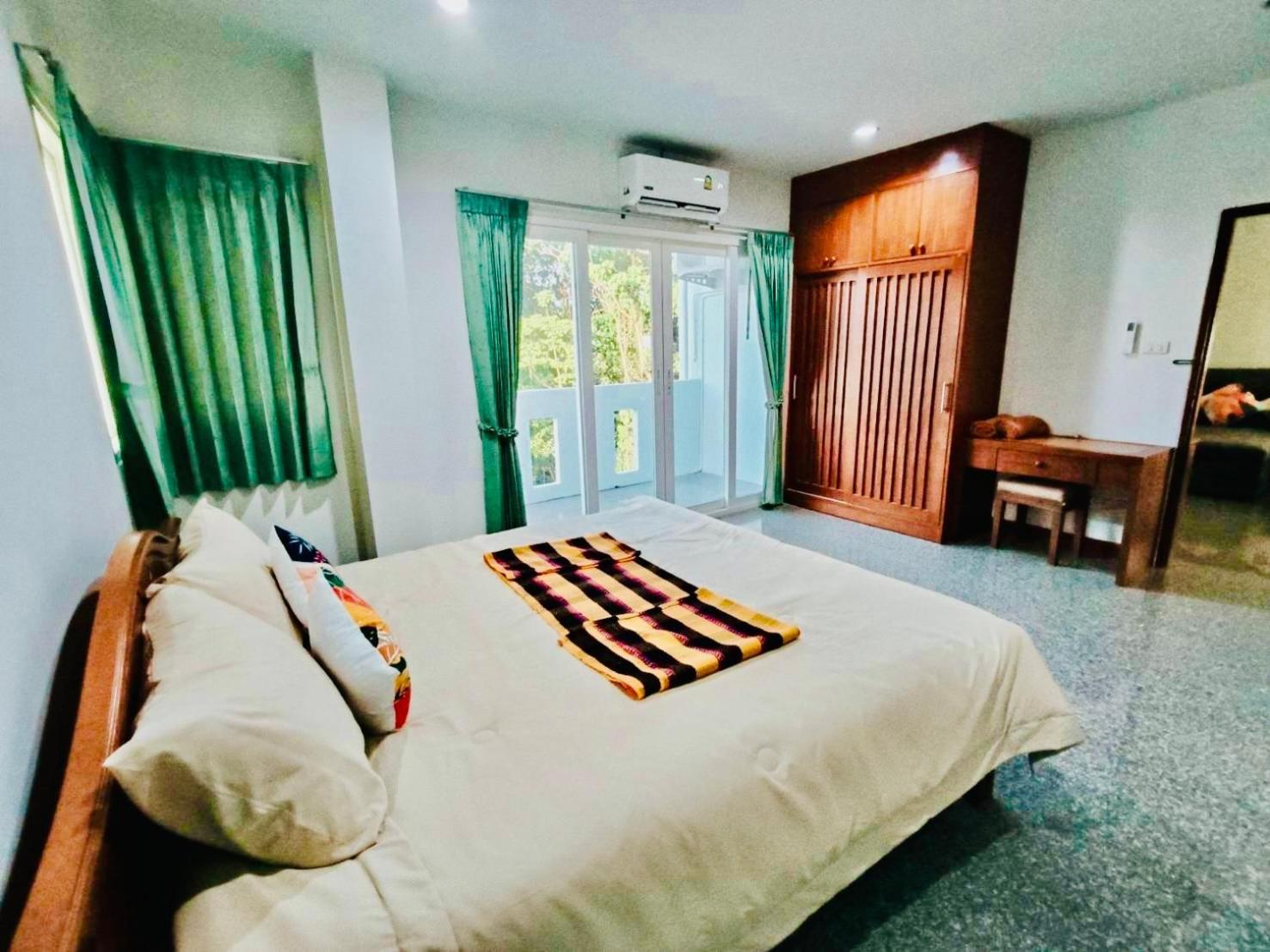 Aparthotel Siray House Phuket Exterior foto
